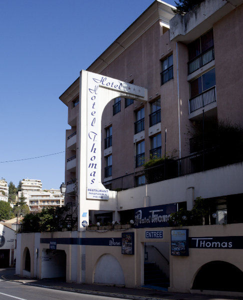 Adonis Hotel 3*